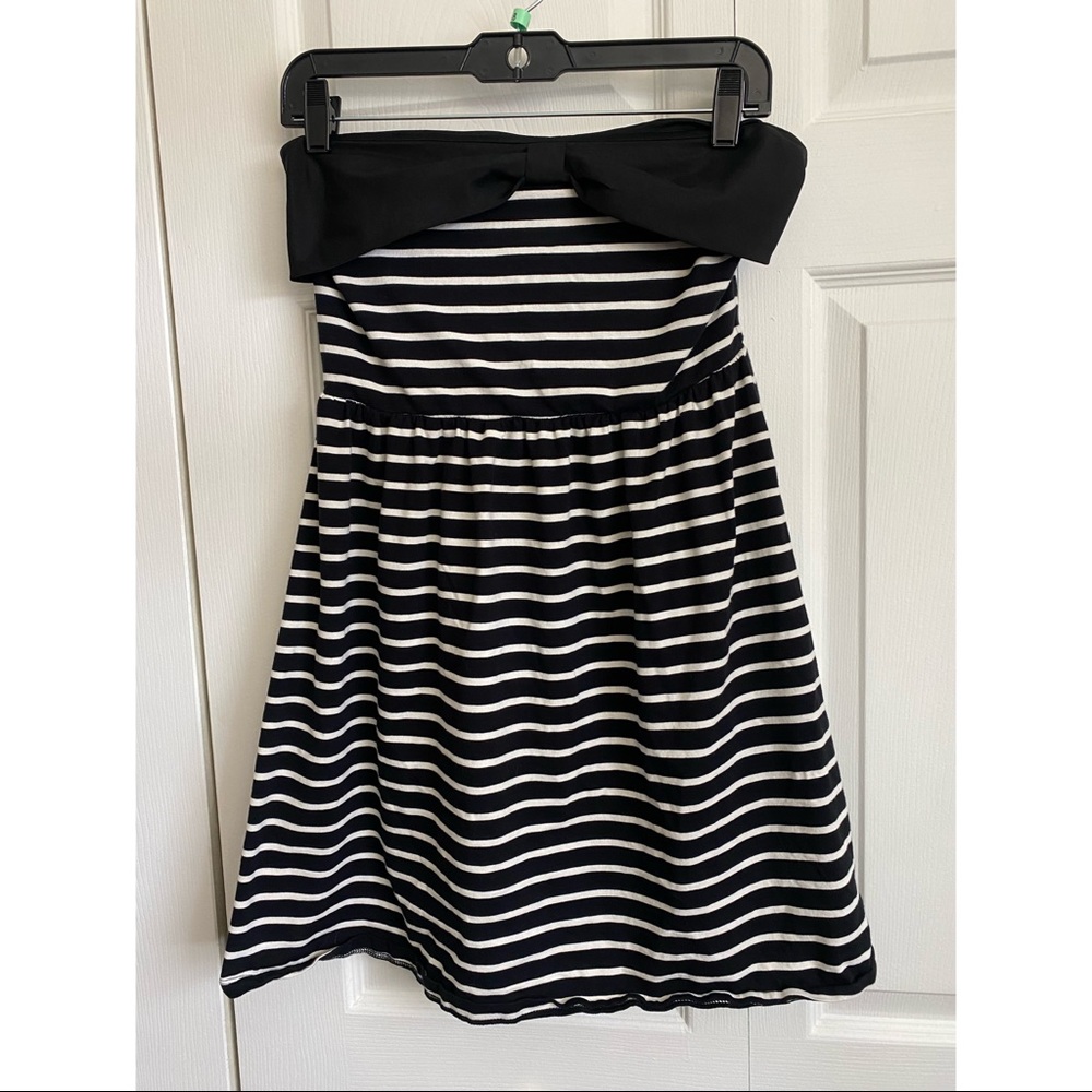Strapless dress
